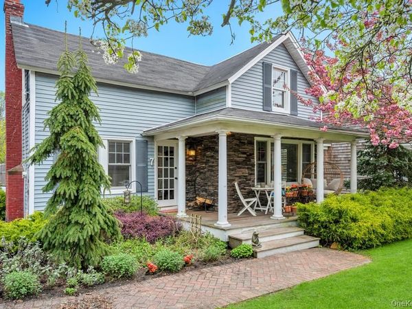 7 Atlantic Avenue , East Moriches, NY 11940