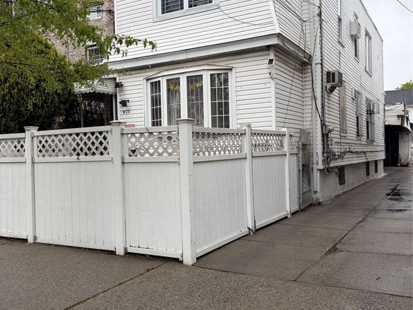 9225 176th Street, Jamaica, NY 11433
