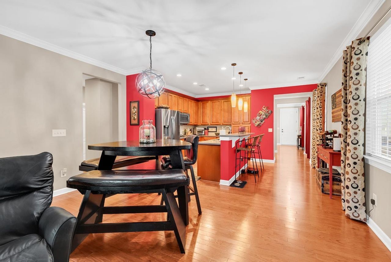 1605 Legends Ave.  Photo 13