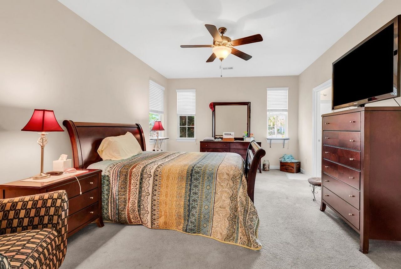 1605 Legends Ave.  Photo 18