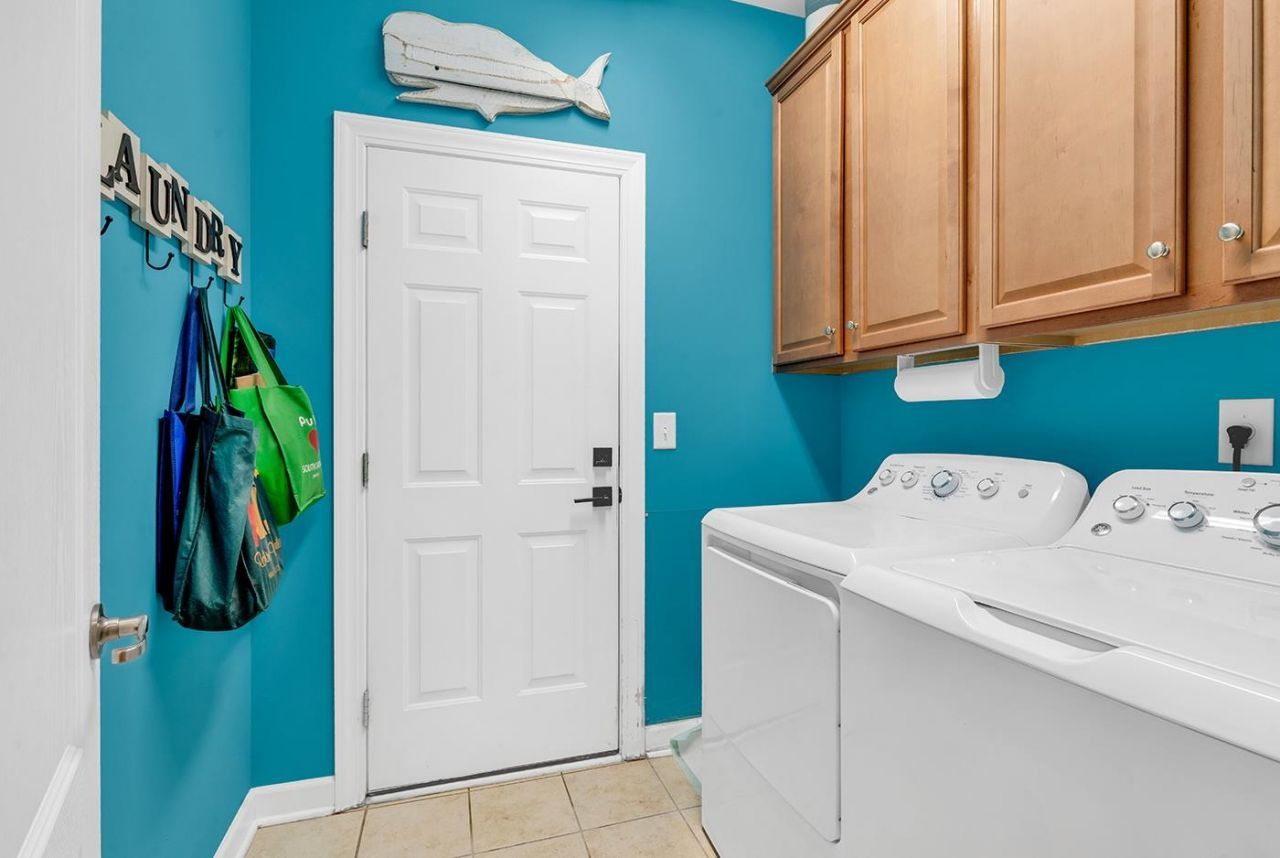 1605 Legends Ave.  Photo 24