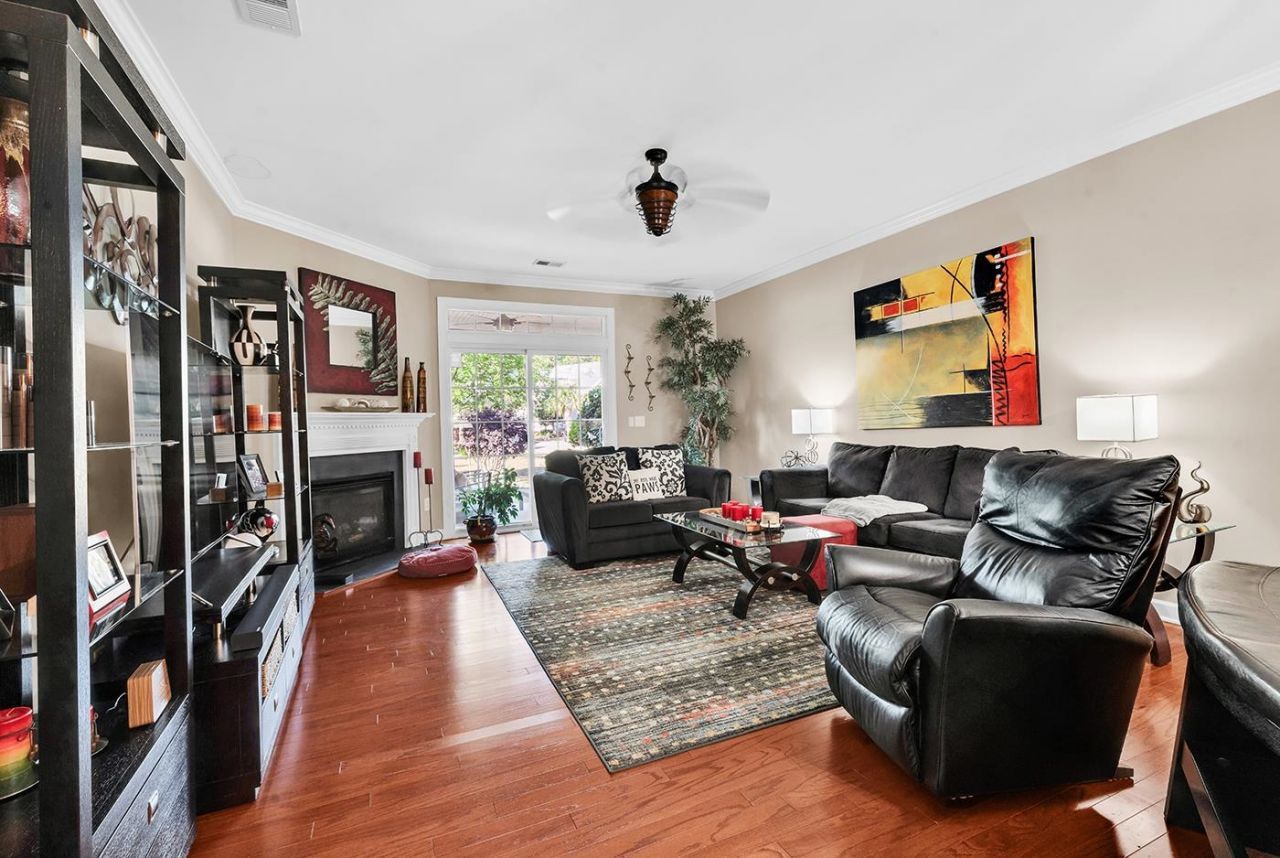 1605 Legends Ave.  Photo 5