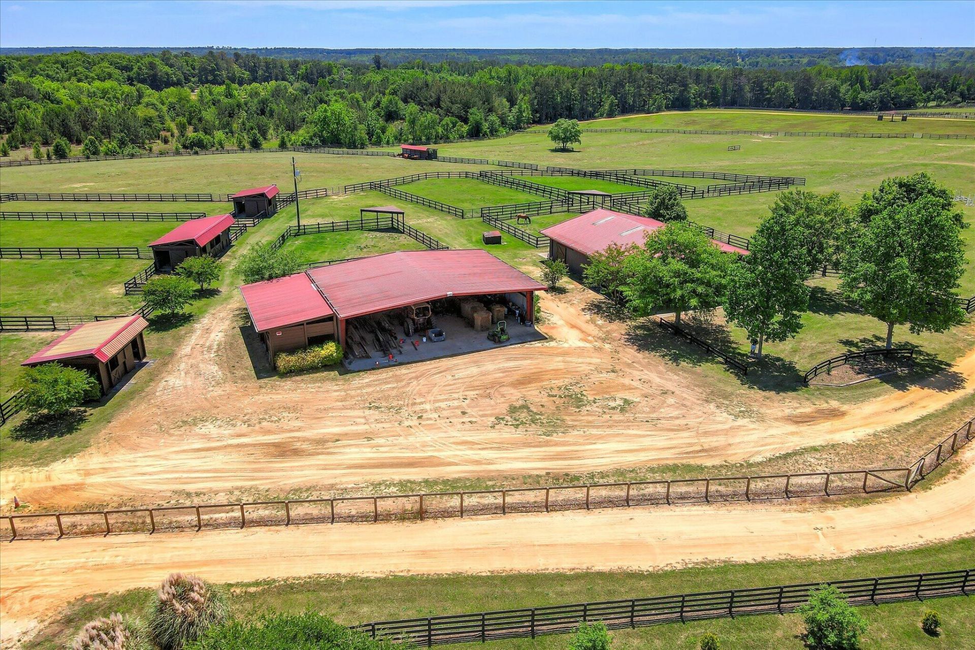 929 Airport Road Photo 30