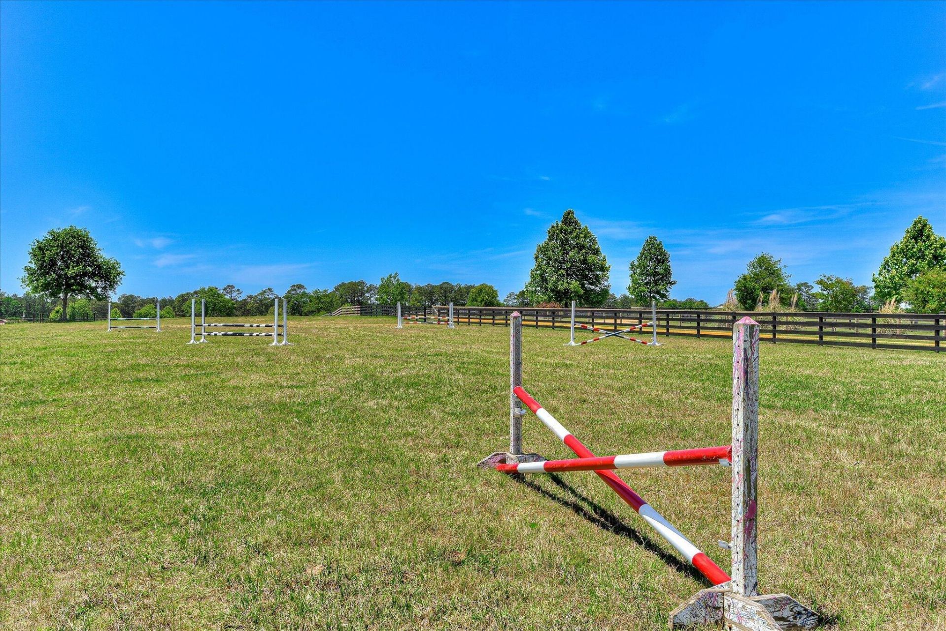 929 Airport Road Photo 54