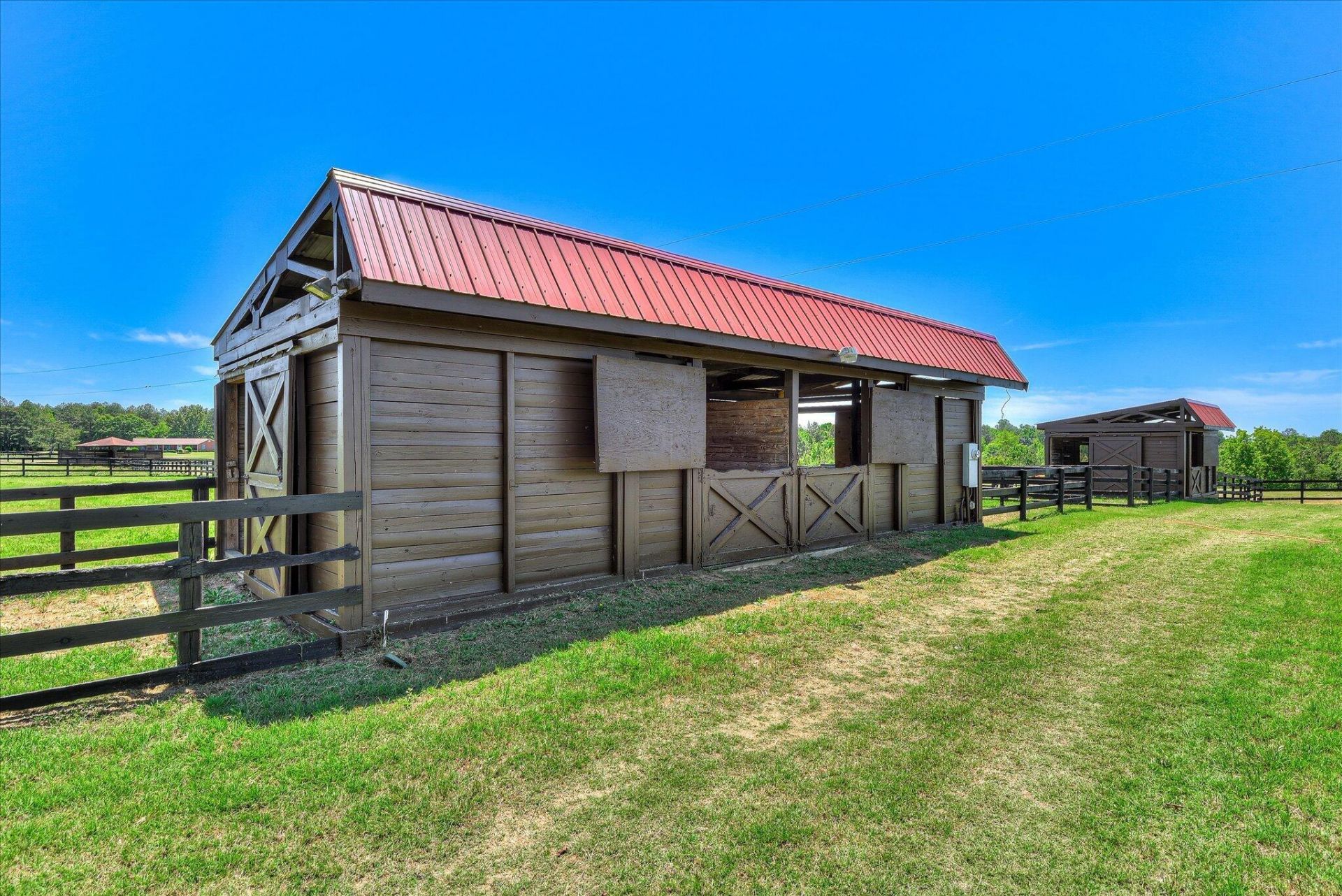 929 Airport Road Photo 67