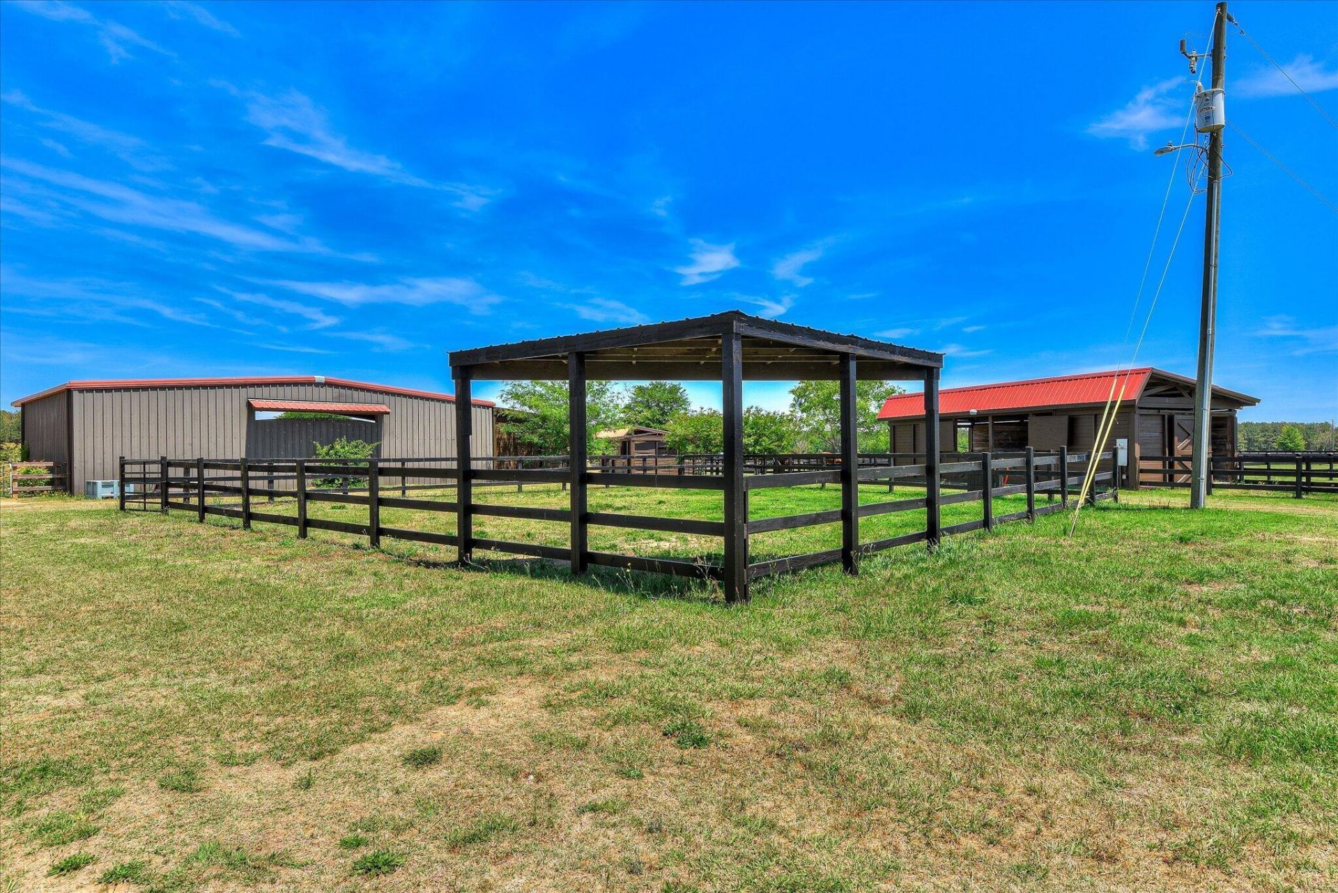 929 Airport Road Photo 78