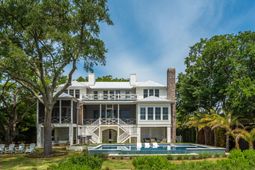 967 Royall Avenue photo 4