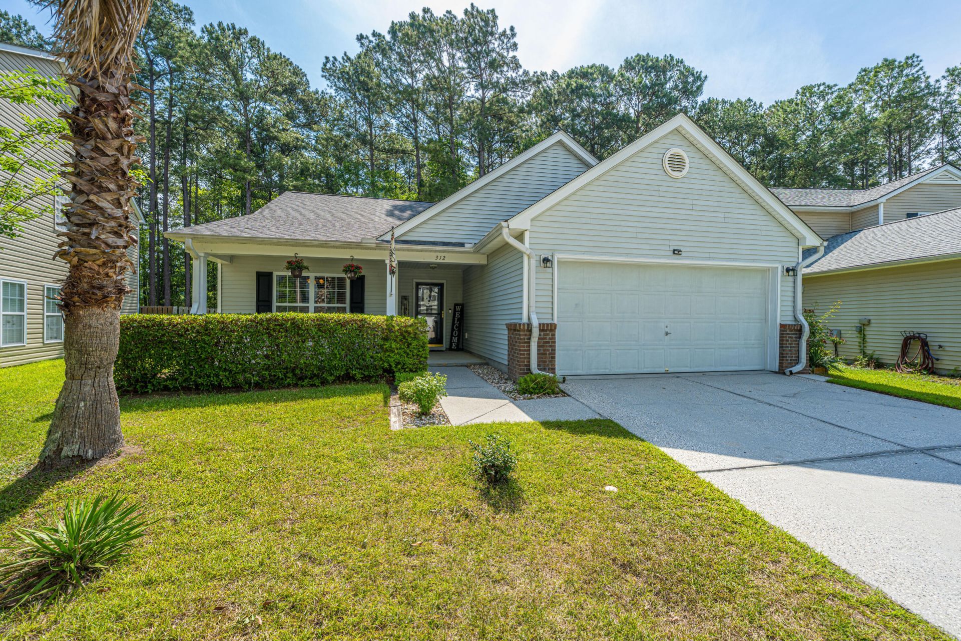 312 Breckingridge Drive Photo 2