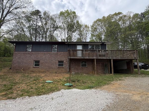 2340 Hines Valley Rd, Lenoir City, TN 37771