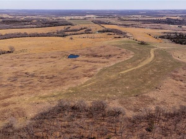 240 Acres M/L N 750 Road, Overbrook, KS 66524