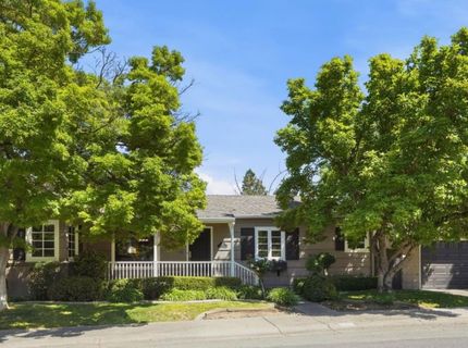 301 Coloma Way, Sacramento, CA 95819 Photo