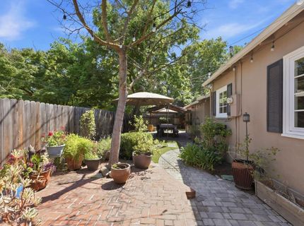 301 Coloma Way, Sacramento, CA 95819 Photo