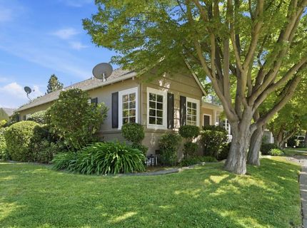301 Coloma Way, Sacramento, CA 95819 Photo