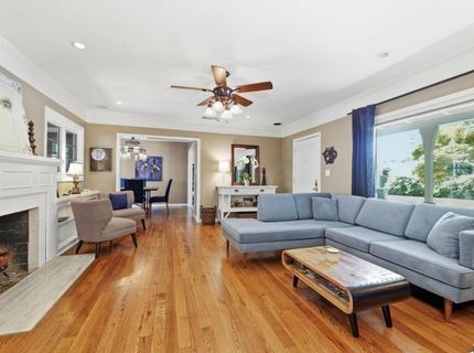 301 Coloma Way, Sacramento, CA 95819 Photo
