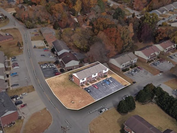 1531 E Knollwood Cir, Clarksville, TN 37043