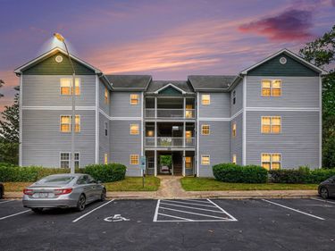 2031 Wolfmill Drive, Unit 101, Raleigh, NC 27603