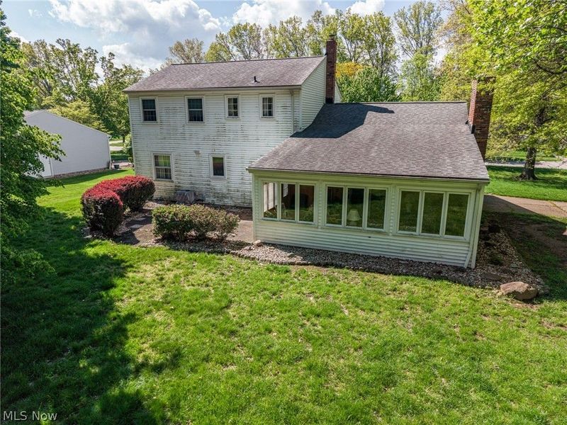 32696 Surrey Lane, Avon Lake, OH 44012 Photo 4