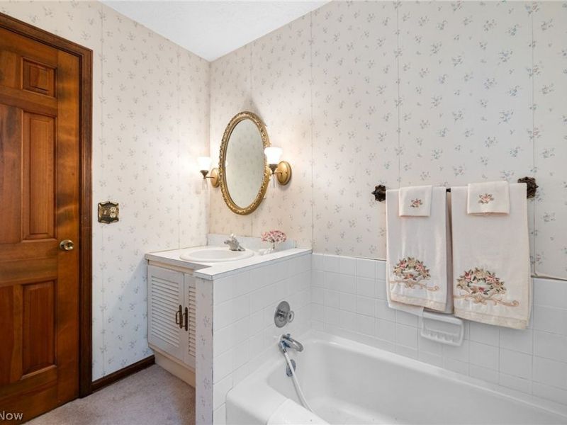 32696 Surrey Lane, Avon Lake, OH 44012 Photo 43