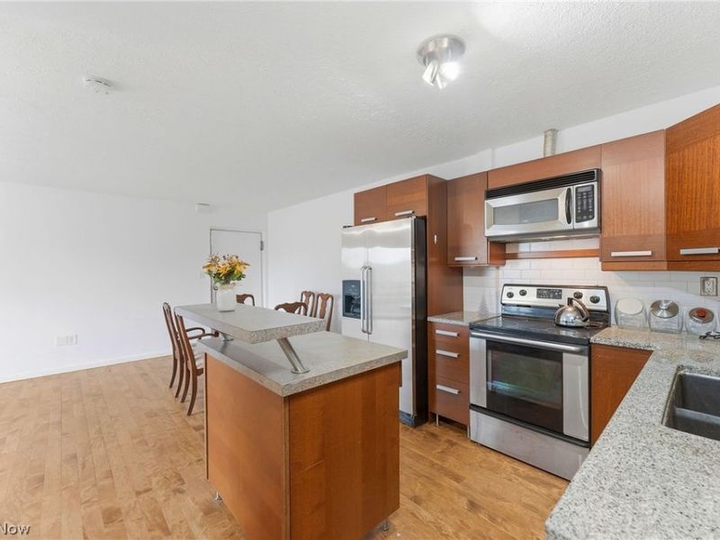 23885 David Drive, Unit 215, North Olmsted, OH 44070 Photo 13