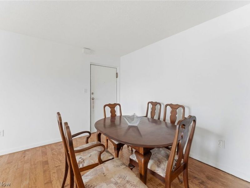 23885 David Drive, Unit 215, North Olmsted, OH 44070 Photo 7