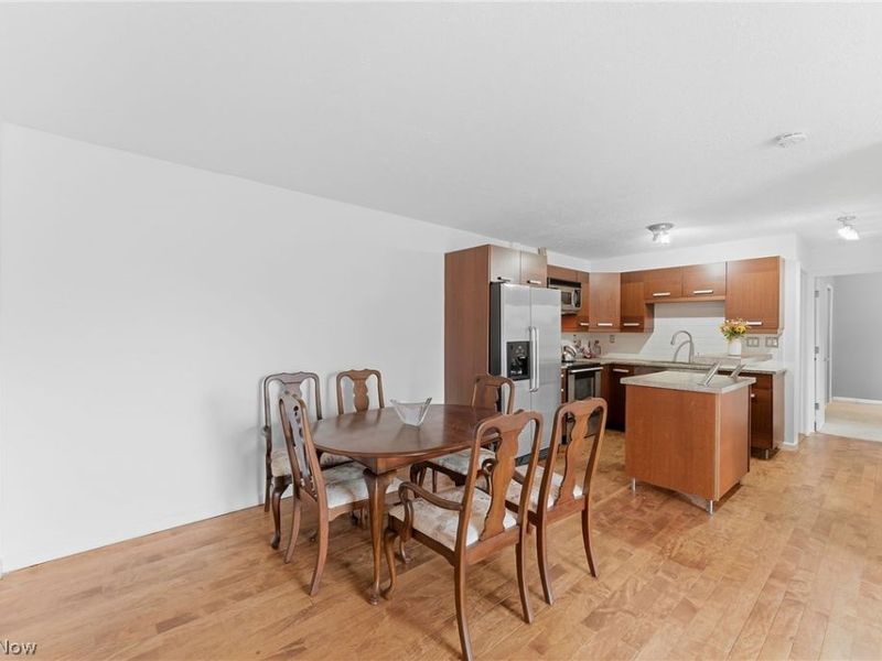 23885 David Drive, Unit 215, North Olmsted, OH 44070 Photo 8