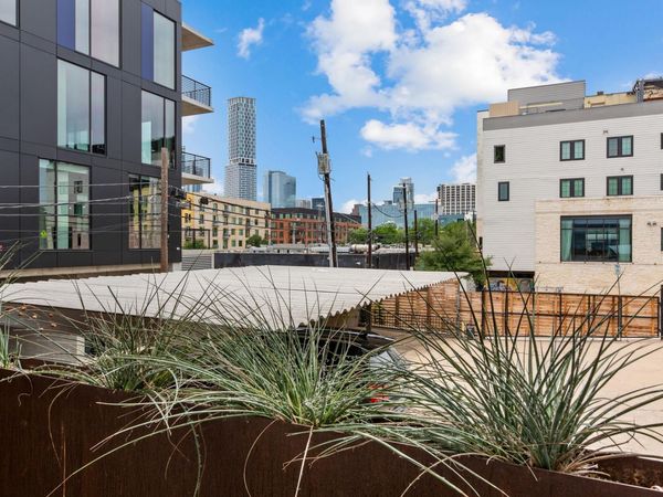 1305 E 6th ST, Unit 13, Austin, TX 78702