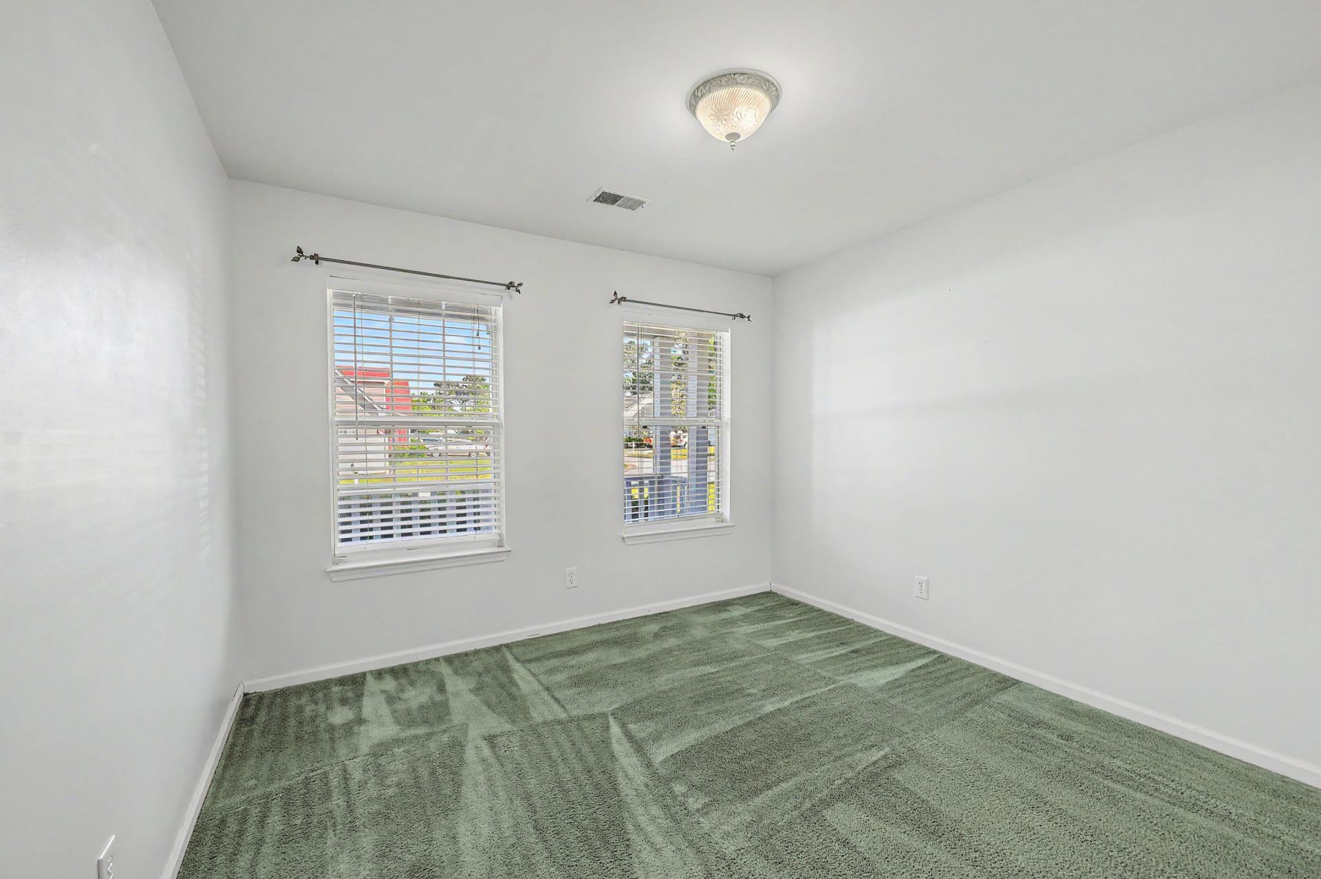 1375 Pinyon Pine Drive Photo 32