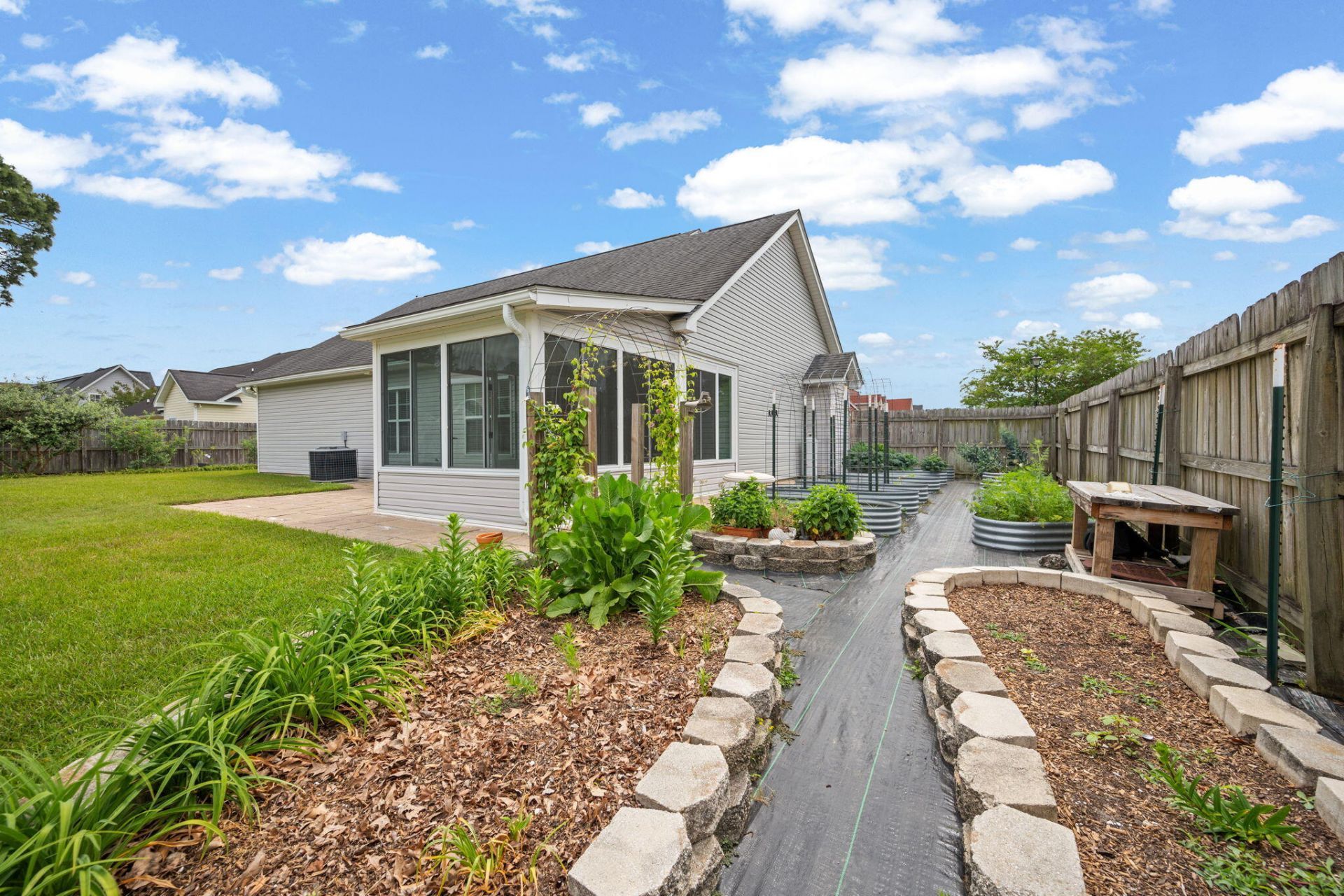 1375 Pinyon Pine Drive Photo 38