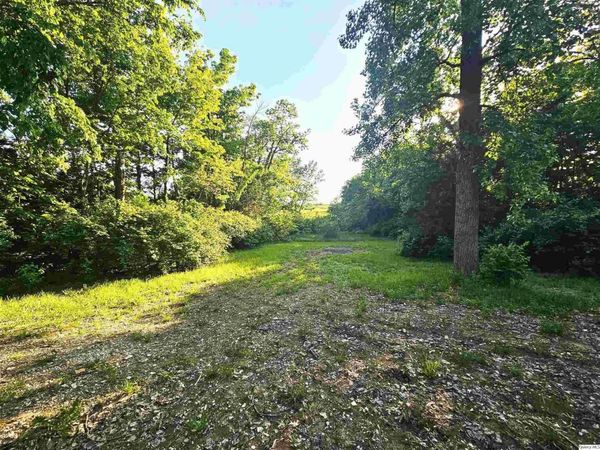 9606 Rock Quarry Road, Quincy, IL 62305