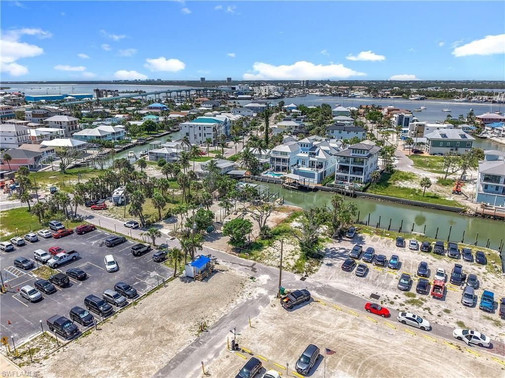 1339 Santos Rd, Fort Myers Beach, FL 33931 Photo