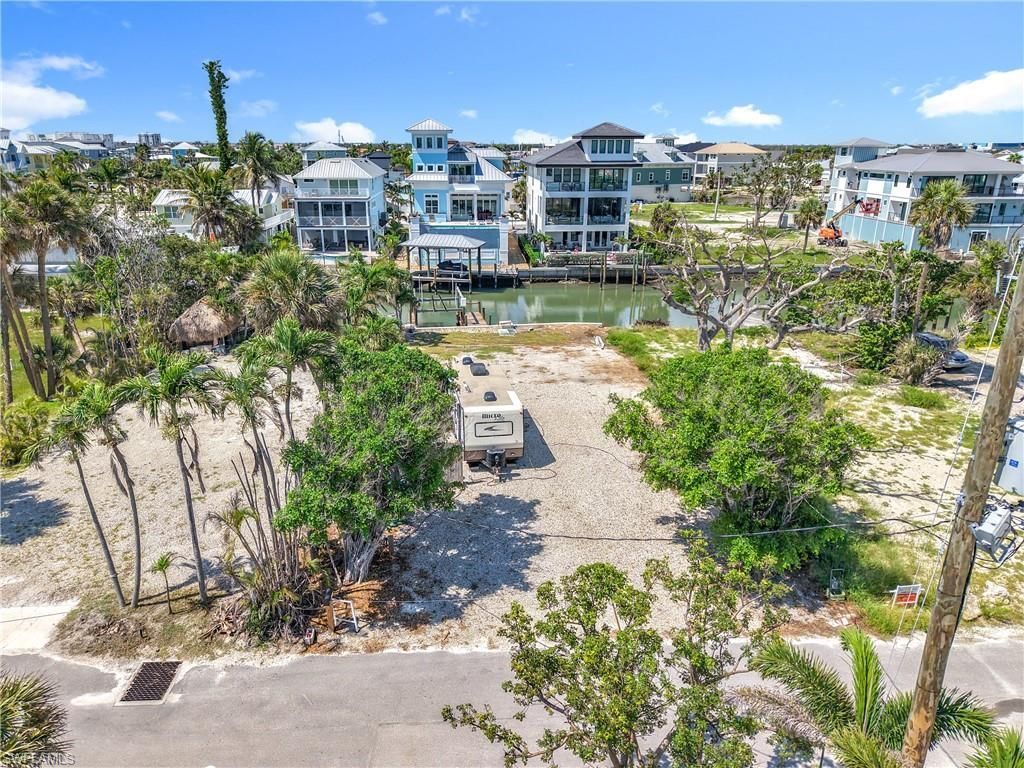 1339 Santos Rd, Fort Myers Beach, FL 33931 Photo