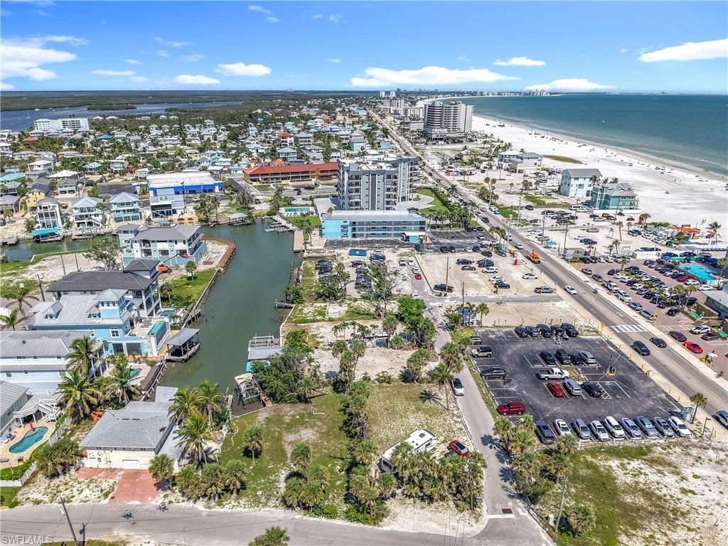 1339 Santos Rd, Fort Myers Beach, FL 33931 Photo
