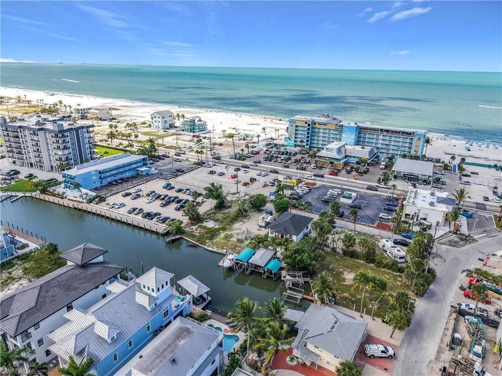1339 Santos Rd, Fort Myers Beach, FL 33931 Photo