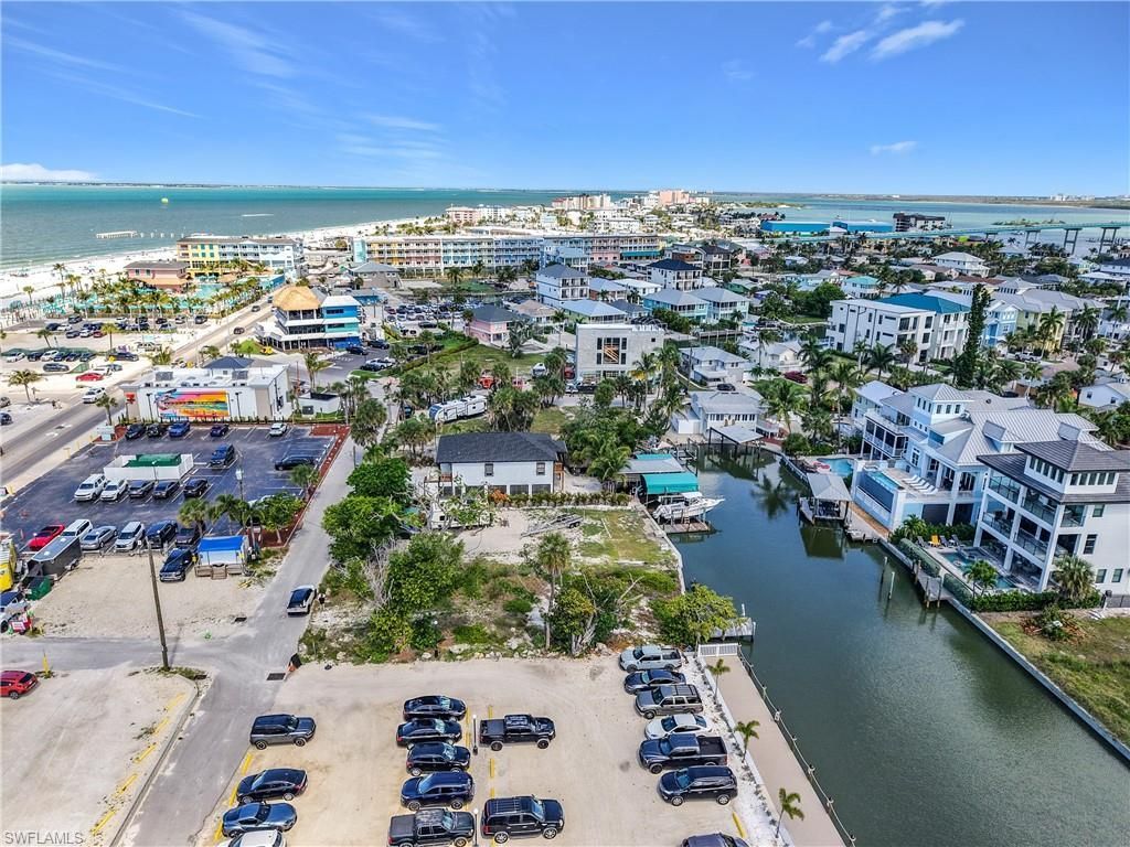 1339 Santos Rd, Fort Myers Beach, FL 33931 Photo