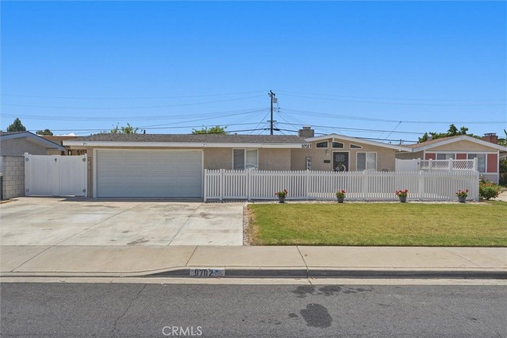 9702 Stonybrook Drive, Anaheim, CA 92804 Main Photo