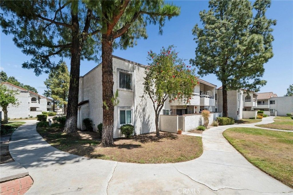 25019 Peachland Avenue, Unit 236, Newhall, CA 91321 Main Photo