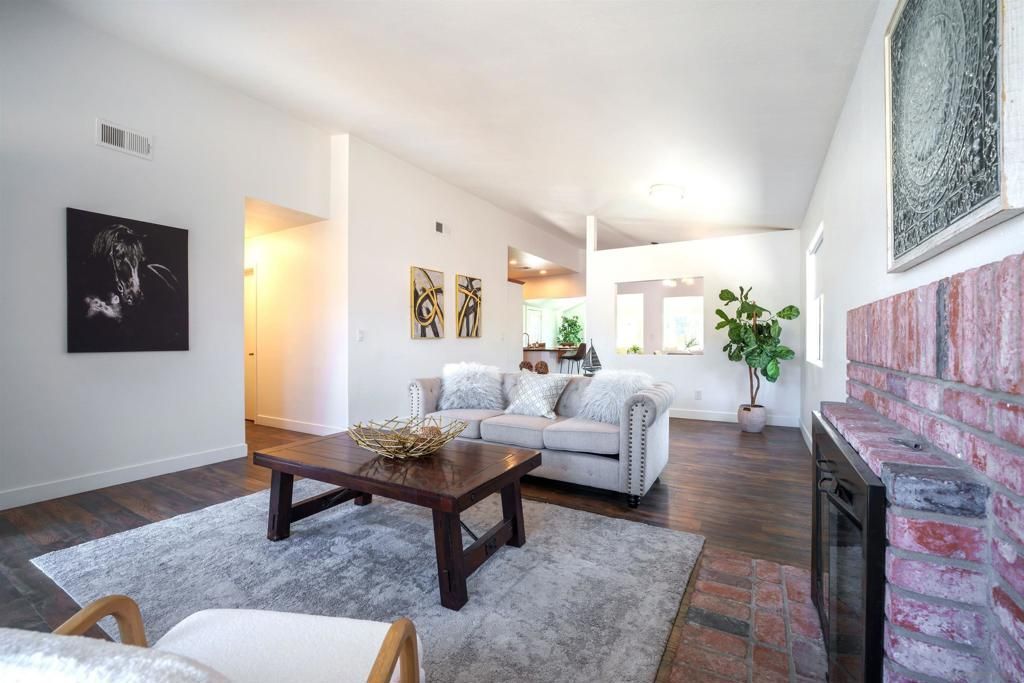665 S Siena St, San Diego, CA 92114 Main Photo