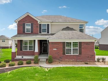 29831 Braeburn dr, Lyon Twp, MI 48165