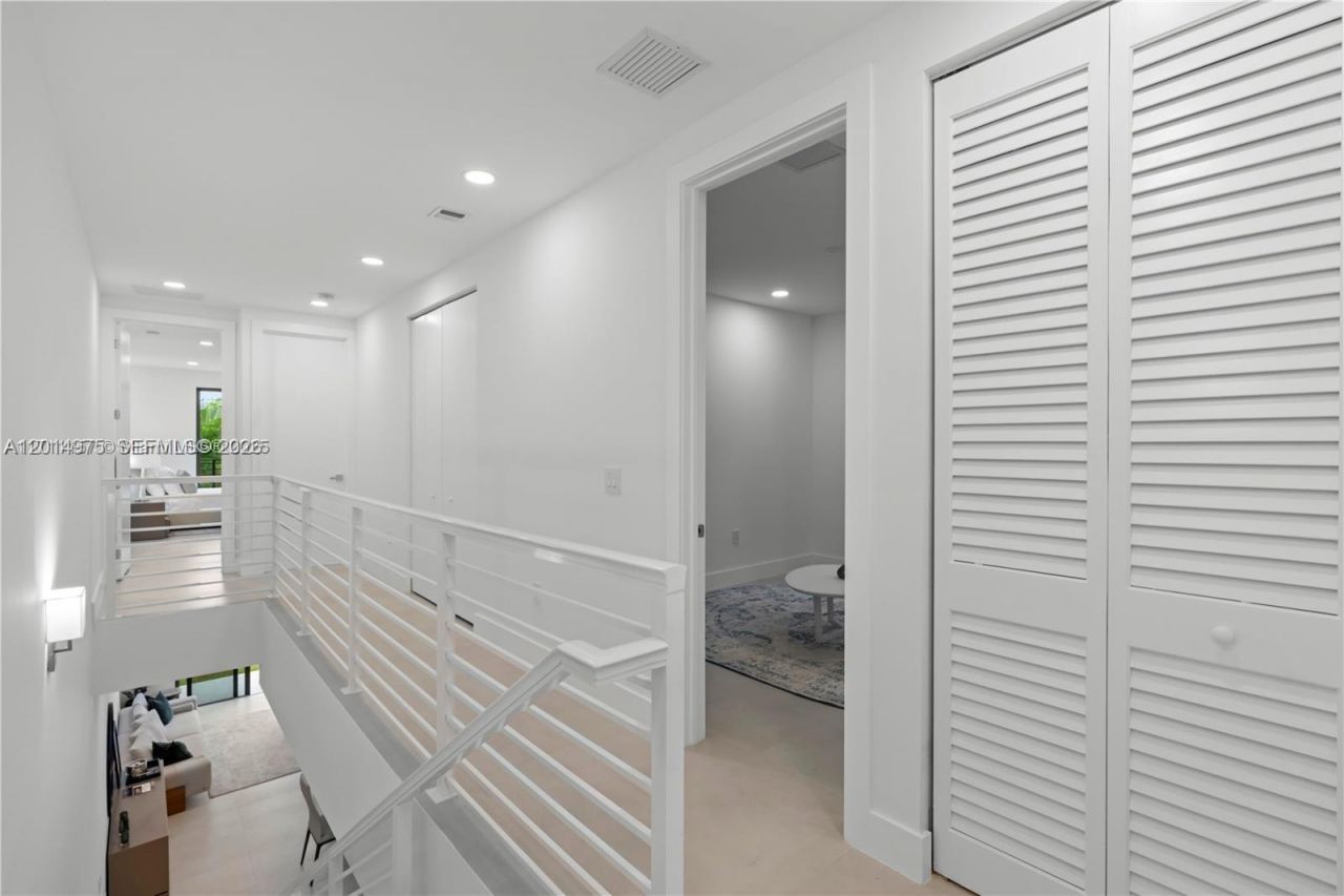 909 NE 16th Ave , Fort Lauderdale, FL 33304 Photo