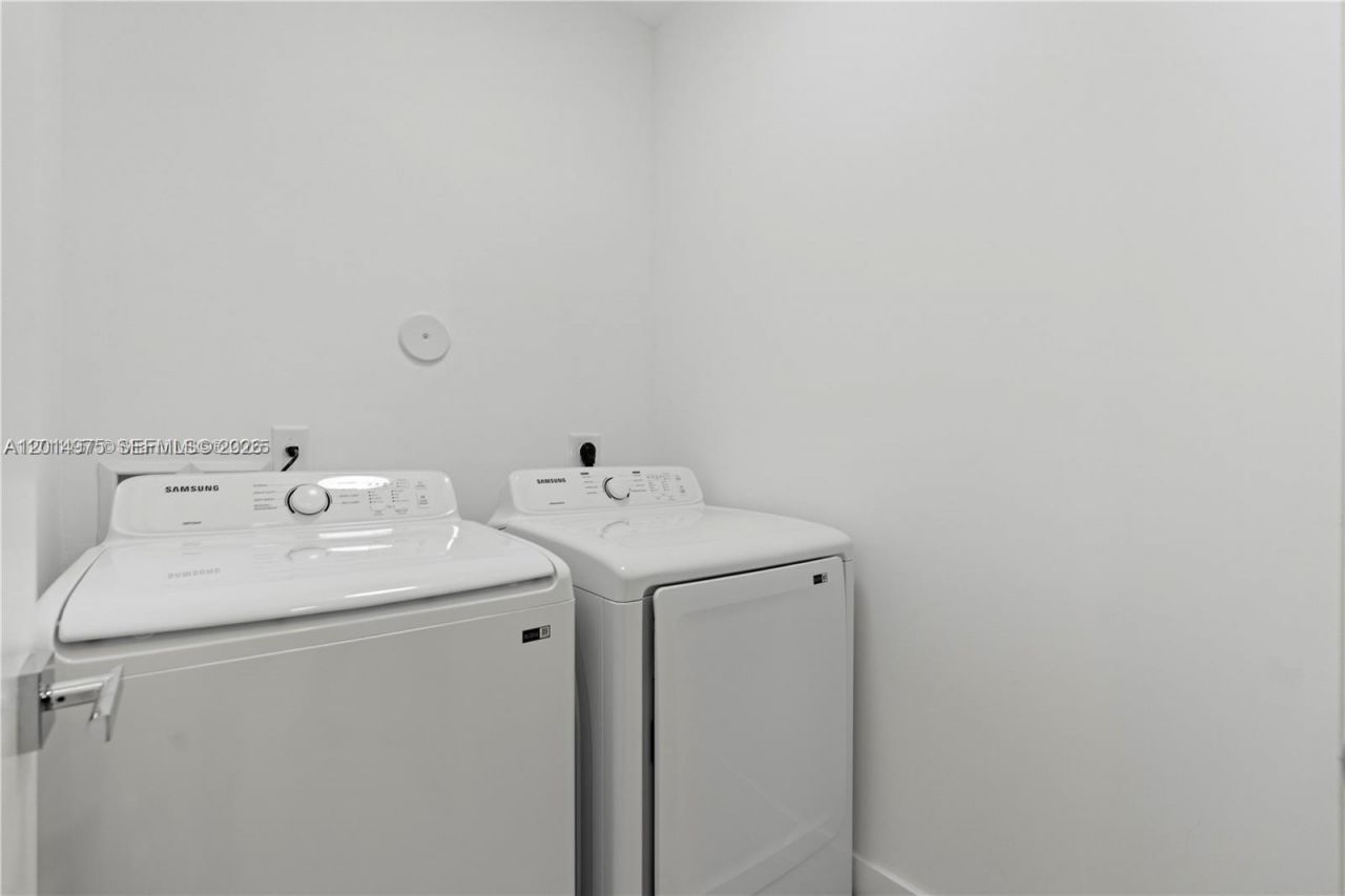909 NE 16th Ave , Fort Lauderdale, FL 33304 Photo