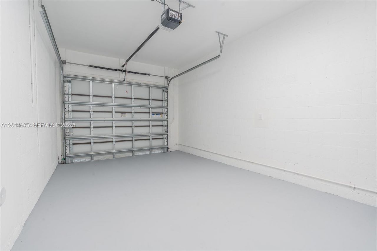 909 NE 16th Ave , Fort Lauderdale, FL 33304 Photo