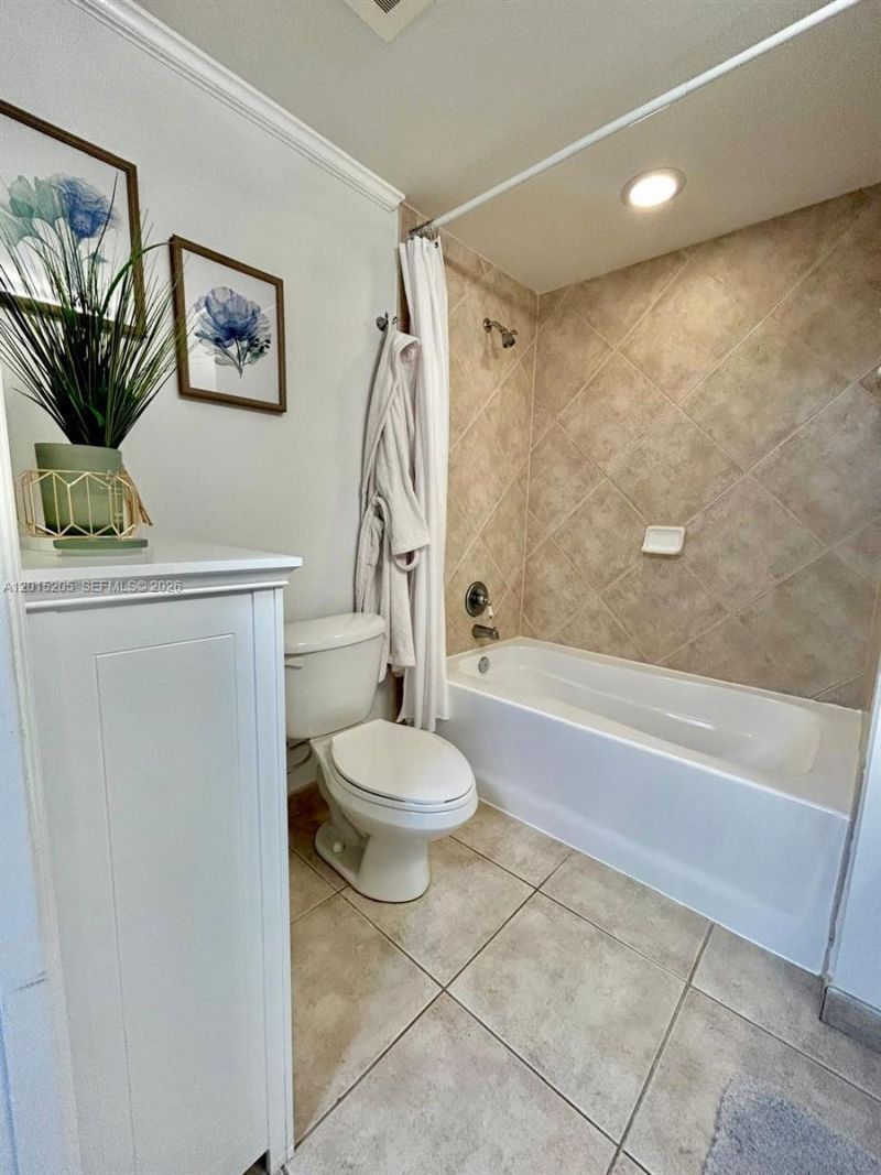625 Casa Loma Blvd , Unit 1009, Boynton Beach, FL 33435 Photo