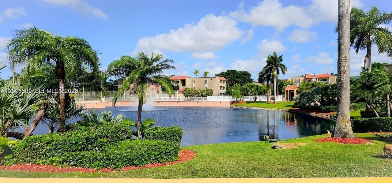 5201 NW Geneva Way , Unit 103, Doral, FL 33166 Photo