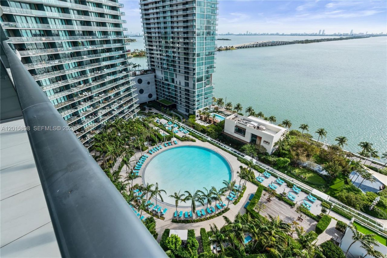 480 NE 31st St , Unit 1802, Miami, FL 33137 Photo