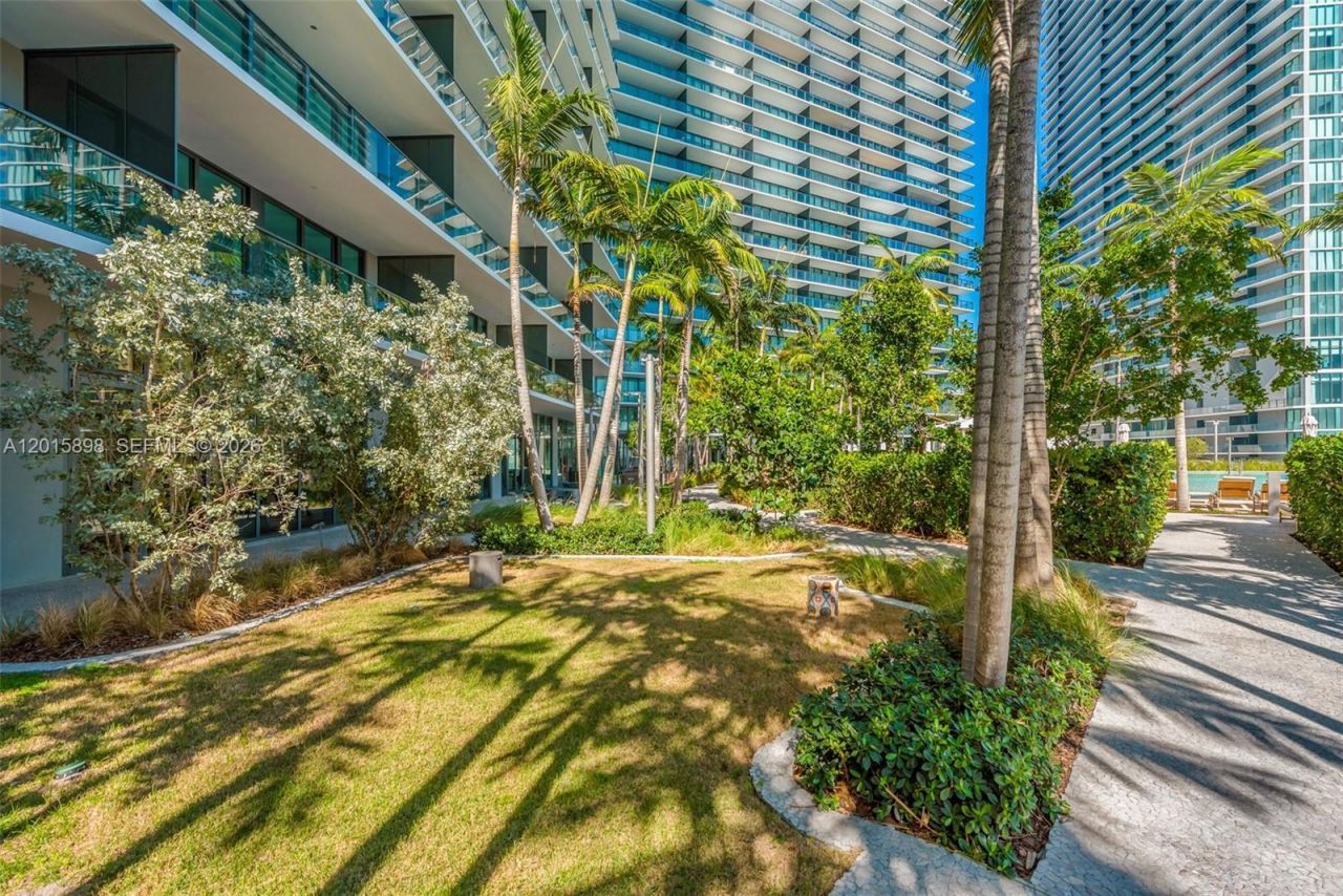 480 NE 31st St , Unit 1802, Miami, FL 33137 Photo