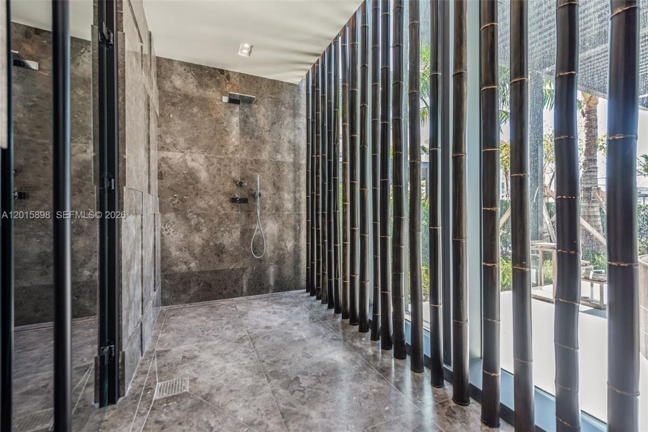 480 NE 31st St , Unit 1802, Miami, FL 33137 Photo