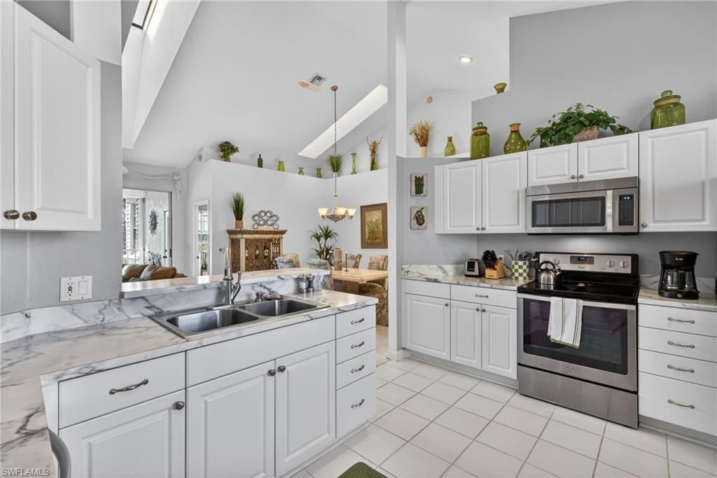 8540 Mystic Greens Way, Unit 305, Naples, FL 34113 Photo