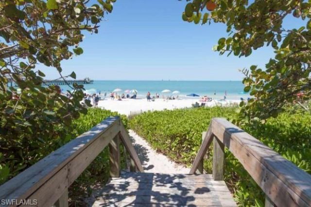 8540 Mystic Greens Way, Unit 305, Naples, FL 34113 Photo