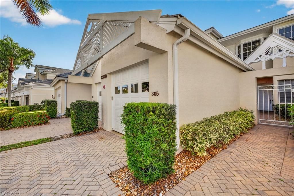 8540 Mystic Greens Way, Unit 305, Naples, FL 34113 Photo
