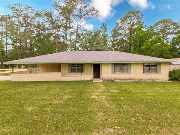 61259 N PONTCHARTRAIN Drive , Lacombe, LA 70445